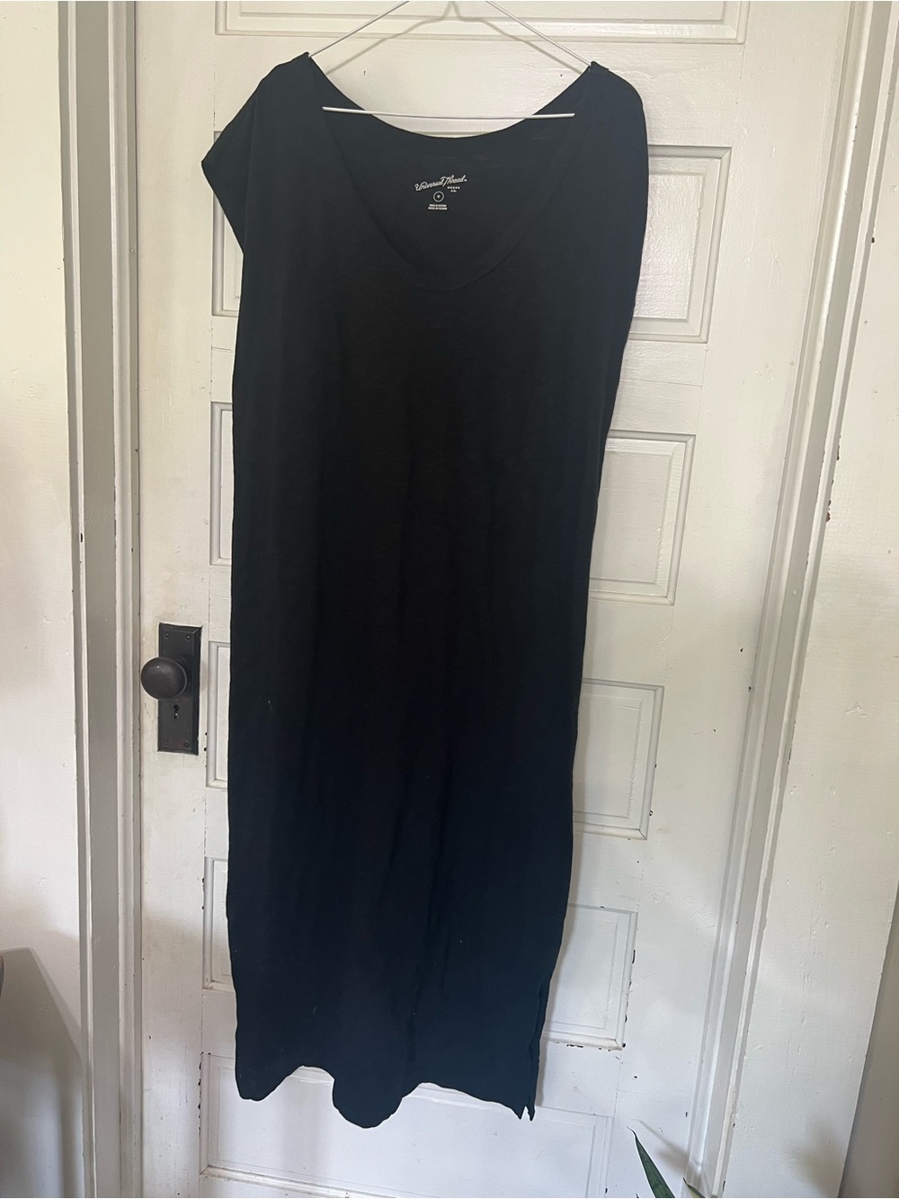 Universal Thread Maxi cutoff short sleeve t-shirt dress